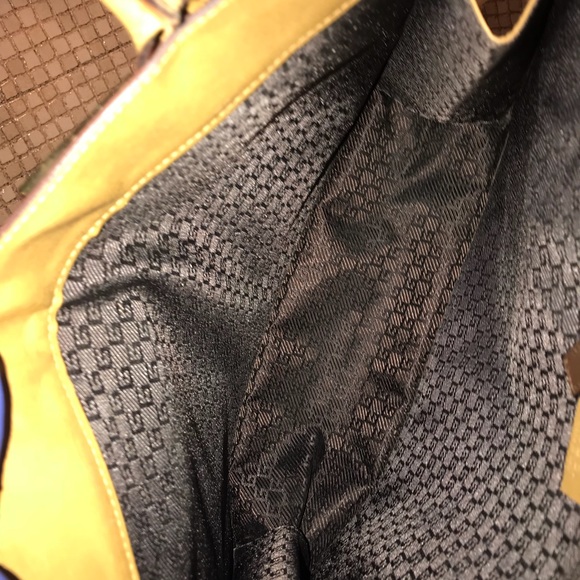 Authentic Gucci Hand Bag - Picture 6 of 8